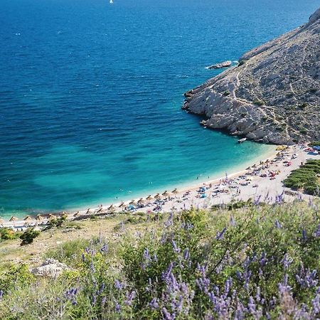 Beautiful Apartment In Stara Baska With Wifi Esterno foto