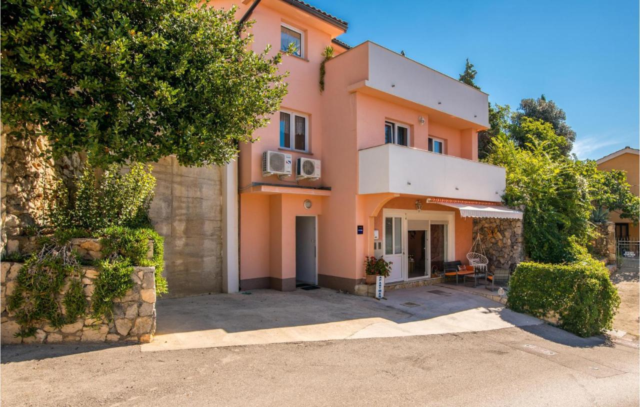 Beautiful Apartment In Stara Baska With Wifi Esterno foto