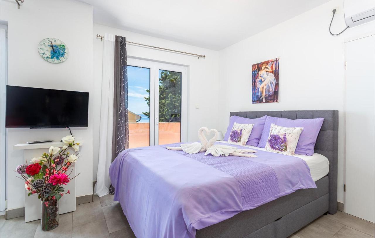 Beautiful Apartment In Stara Baska With Wifi Esterno foto